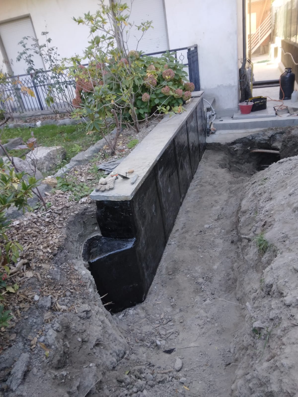 Traitement étanchéité mur jardin enterré 45m²